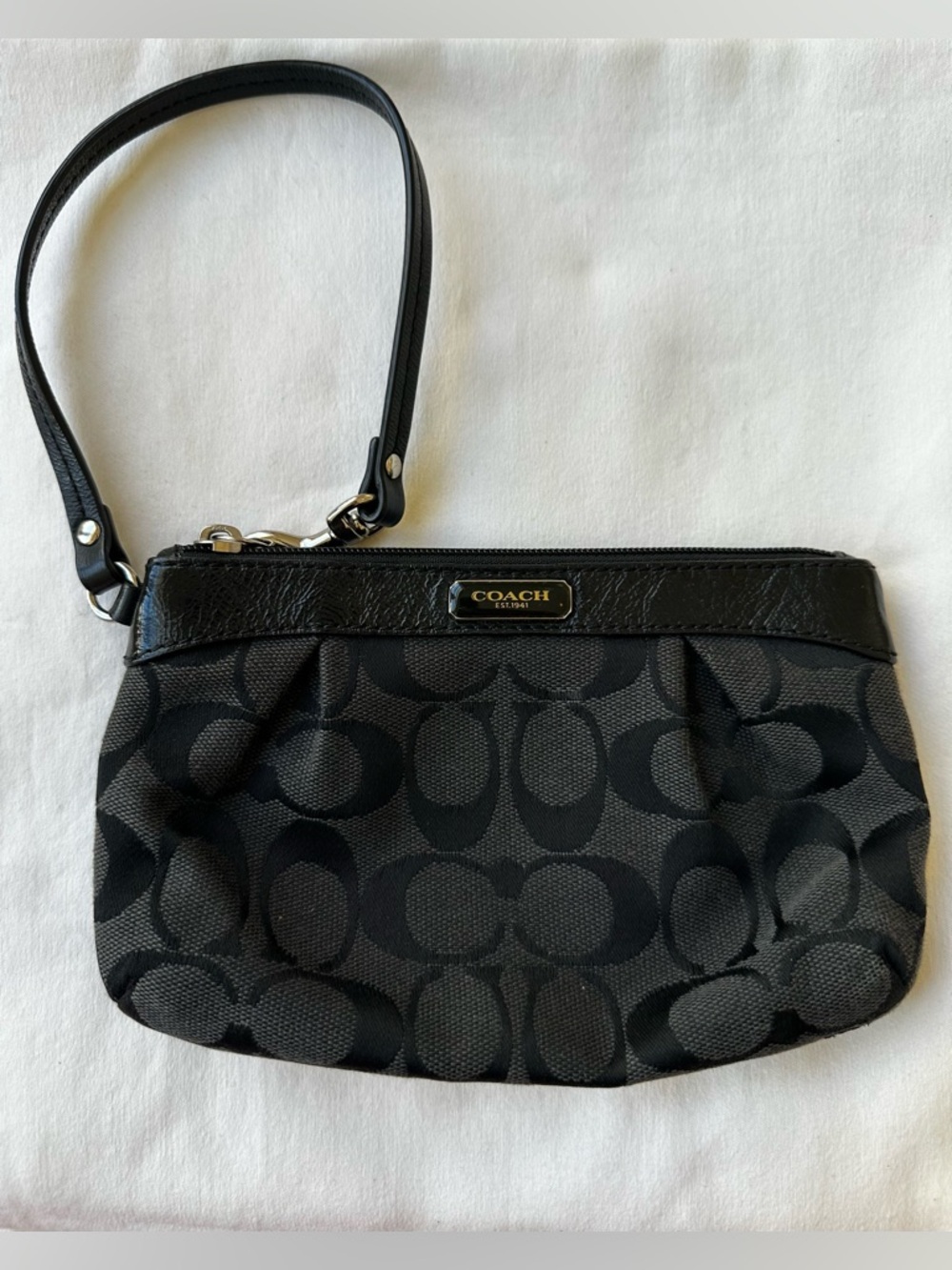Coach Signature Canvas Wristlet Black Gray Zip Pouch Clutch Wallet Y2K Monogram